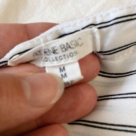 Ardene White and Navy Striped Sleeveless Blouse - Picture 2 of 2